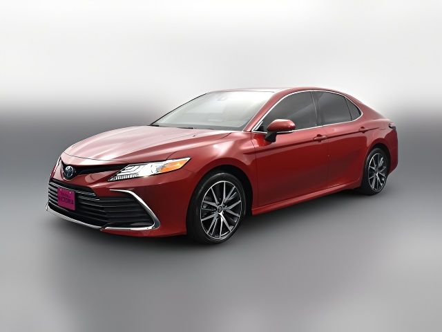 2024 Toyota Camry Hybrid XLE