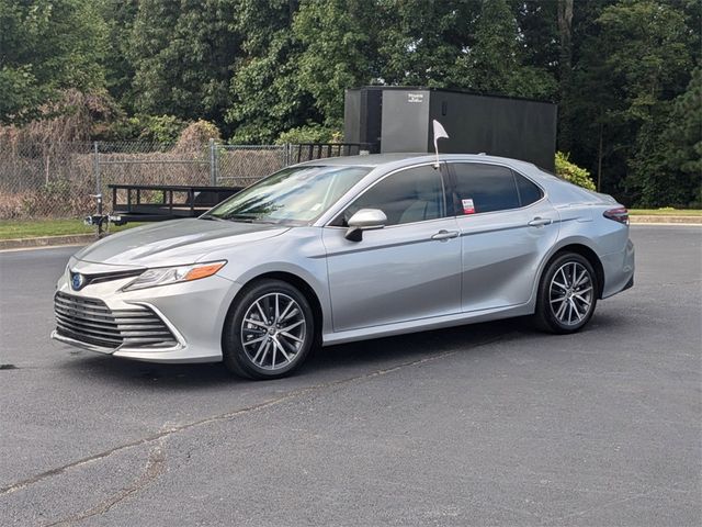 2024 Toyota Camry Hybrid XLE