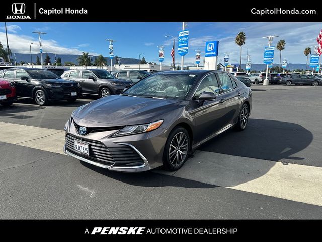 2024 Toyota Camry Hybrid XLE