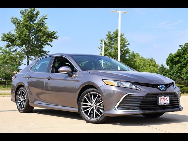 2024 Toyota Camry Hybrid XLE