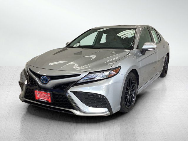 2024 Toyota Camry Hybrid XSE