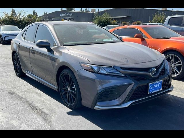 2024 Toyota Camry Hybrid XSE