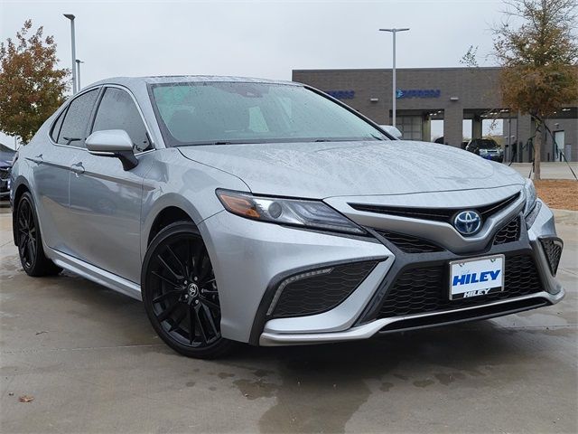 2024 Toyota Camry Hybrid XSE