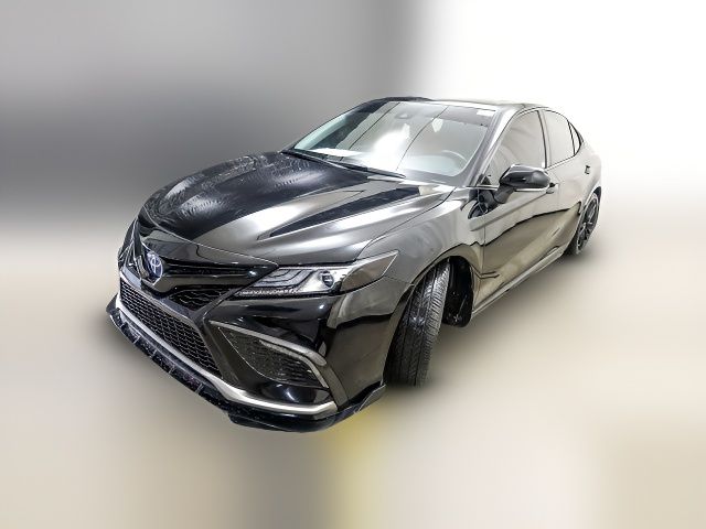 2024 Toyota Camry Hybrid XSE