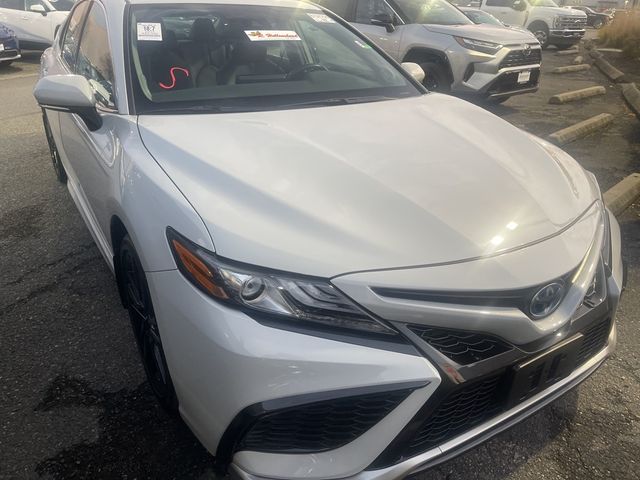 2024 Toyota Camry Hybrid XSE