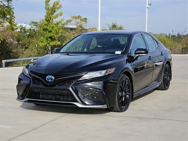 2024 Toyota Camry Hybrid XSE