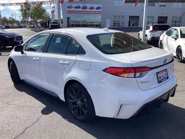 2024 Toyota Corolla Hybrid LE