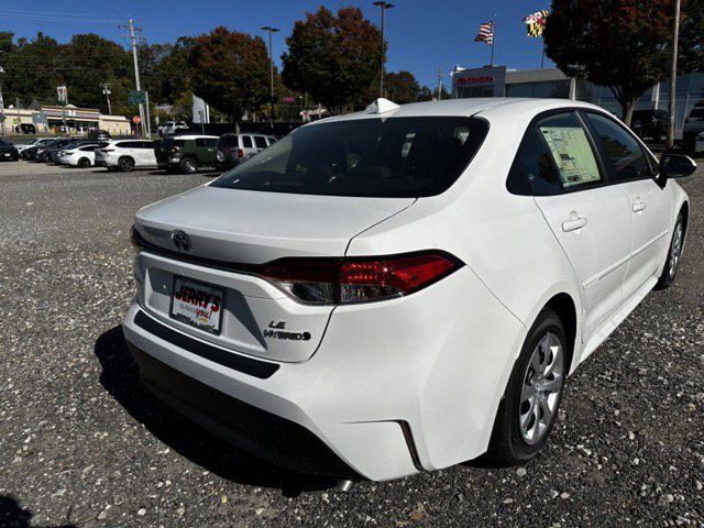 2024 Toyota Corolla Hybrid LE