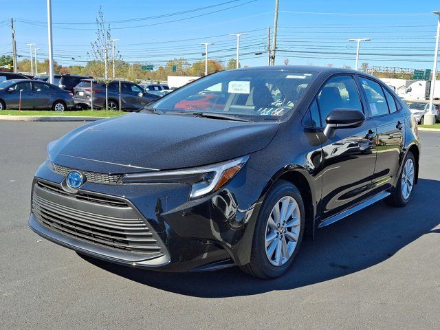 2024 Toyota Corolla Hybrid LE