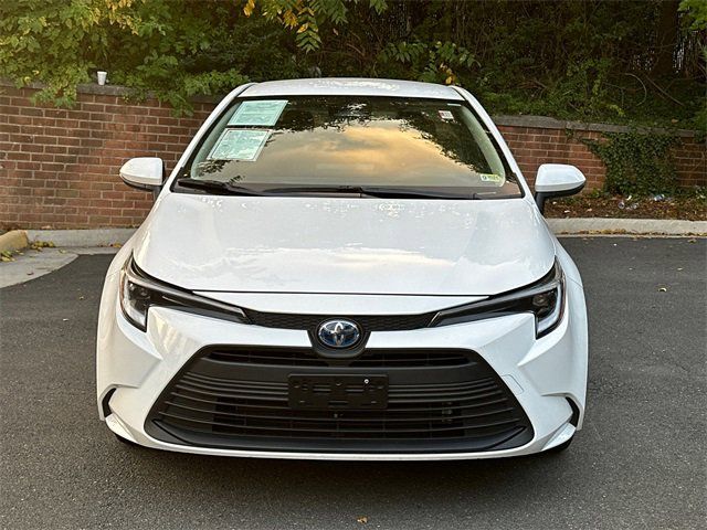 2024 Toyota Corolla Hybrid LE