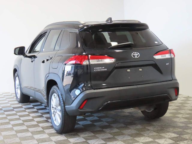 2024 Toyota Corolla Cross LE