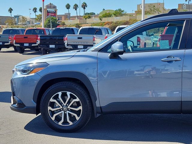 2024 Toyota Corolla Cross Hybrid SE