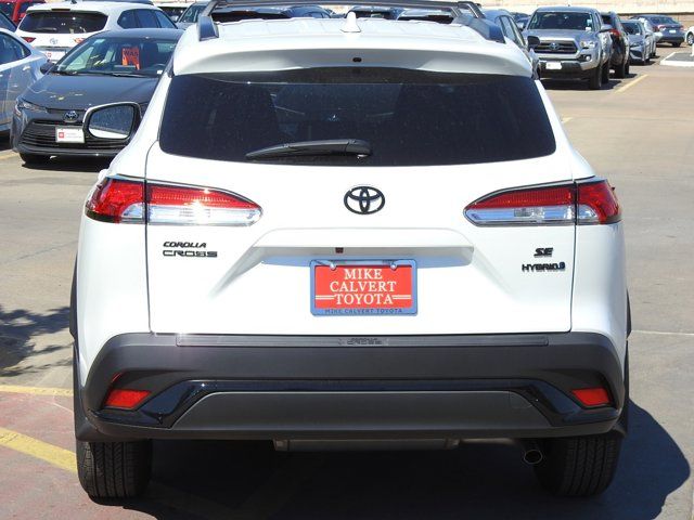 2024 Toyota Corolla Cross Hybrid SE