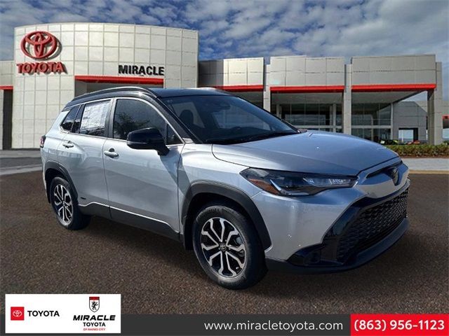 2024 Toyota Corolla Cross Hybrid SE