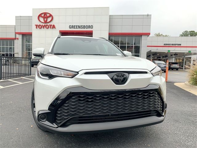 2024 Toyota Corolla Cross Hybrid SE