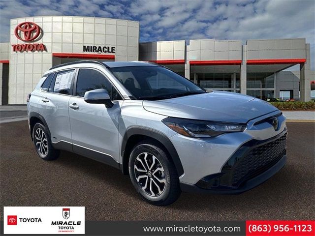 2024 Toyota Corolla Cross Hybrid SE