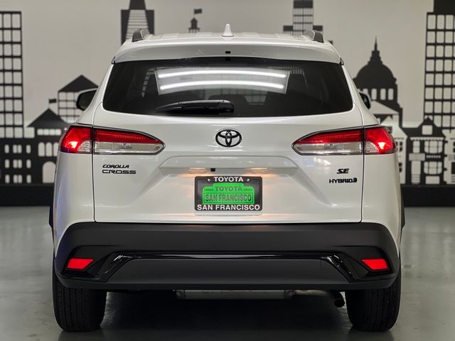 2024 Toyota Corolla Cross Hybrid SE