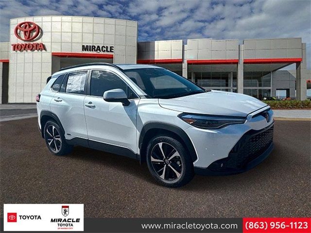 2024 Toyota Corolla Cross Hybrid XSE