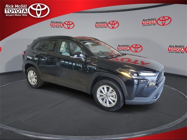 2024 Toyota Corolla Cross LE