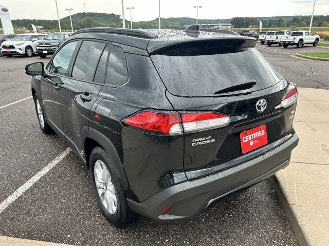 2024 Toyota Corolla Cross LE