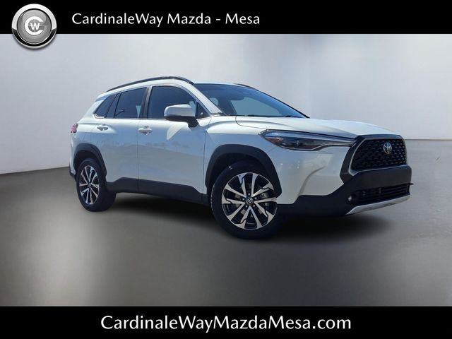 2024 Toyota Corolla Cross XLE