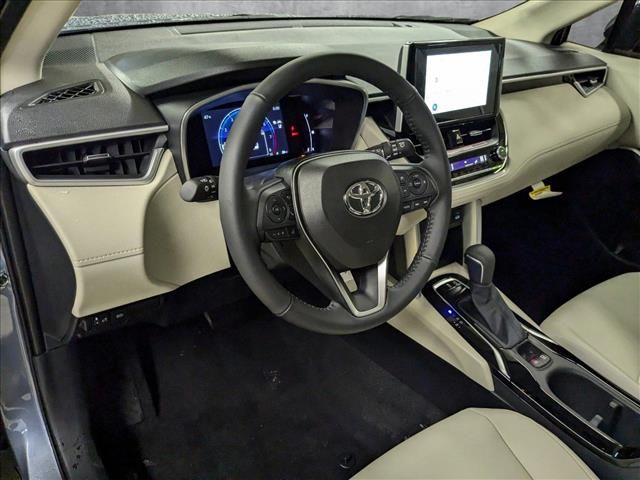 2024 Toyota Corolla Cross XLE