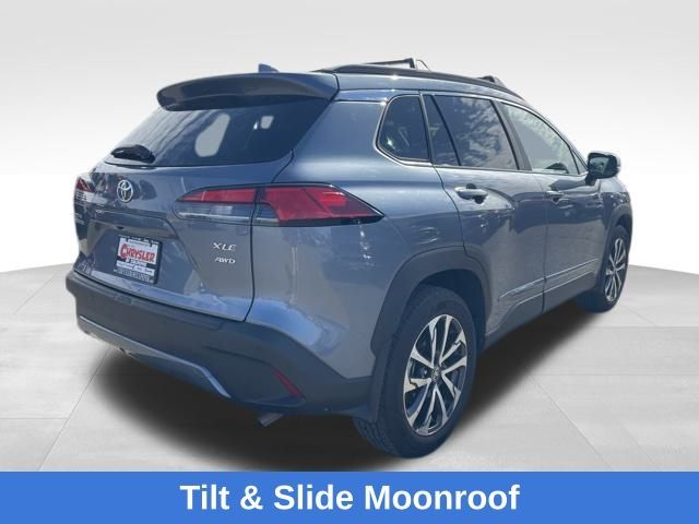 2024 Toyota Corolla Cross XLE