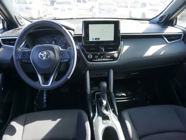 2024 Toyota Corolla Cross Hybrid SE