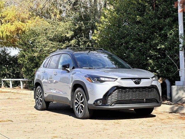 2024 Toyota Corolla Cross Hybrid SE