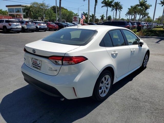 2024 Toyota Corolla Hybrid LE