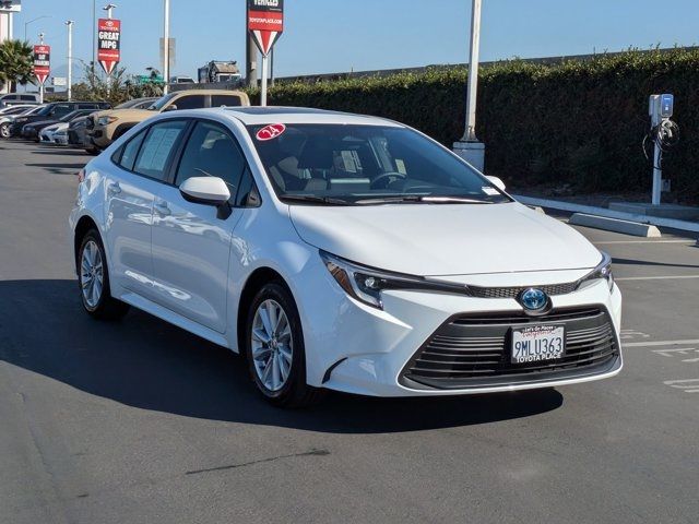 2024 Toyota Corolla Hybrid LE