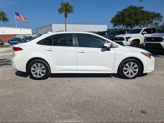 2024 Toyota Corolla Hybrid LE