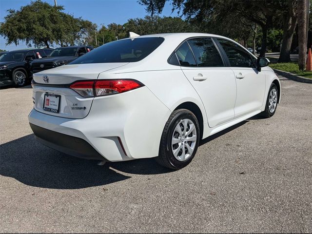 2024 Toyota Corolla Hybrid LE