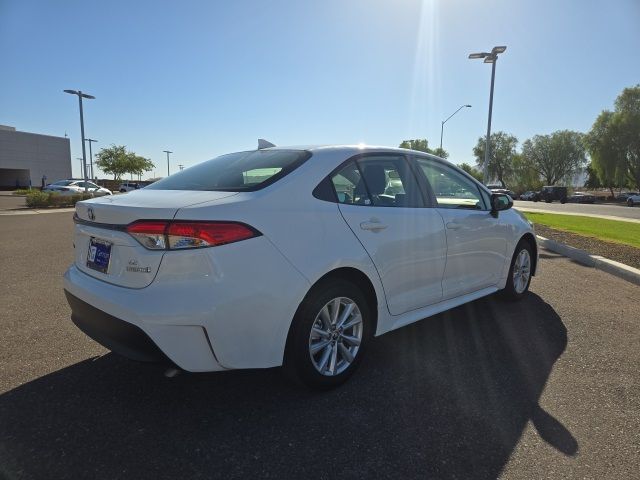 2024 Toyota Corolla Hybrid LE