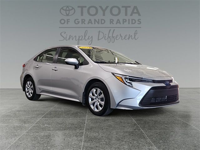 2024 Toyota Corolla Hybrid LE