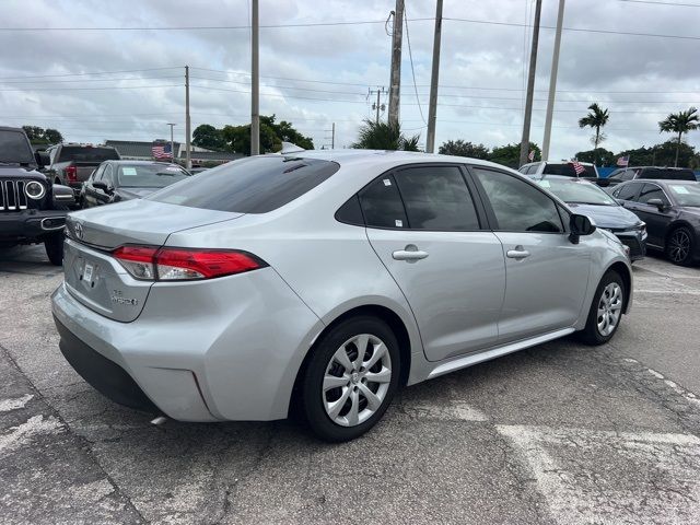 2024 Toyota Corolla Hybrid SE