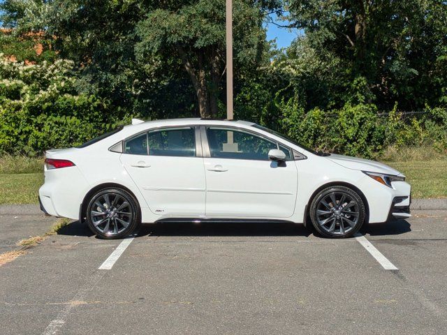 2024 Toyota Corolla Hybrid SE