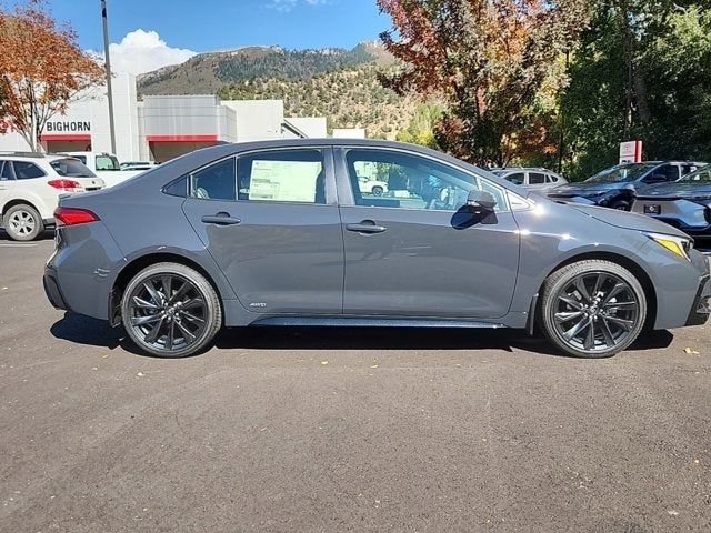 2024 Toyota Corolla Hybrid SE