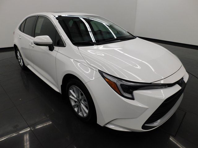 2024 Toyota Corolla Hybrid XLE