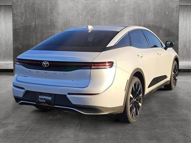 2024 Toyota Crown Platinum