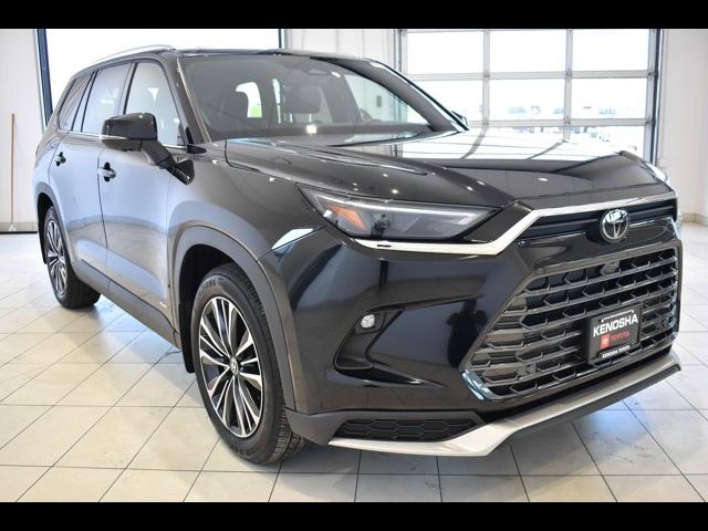 2024 Toyota Grand Highlander Hybrid MAX Platinum