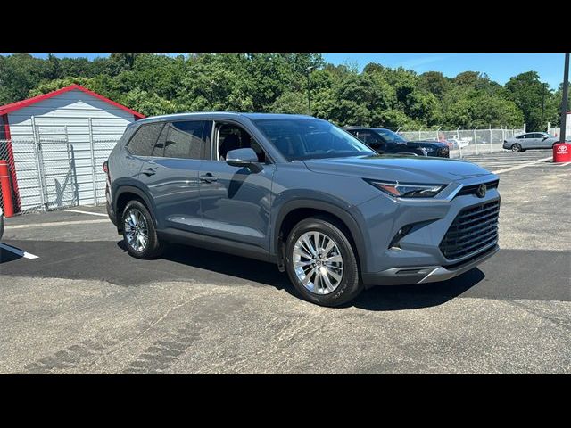 2024 Toyota Grand Highlander Platinum