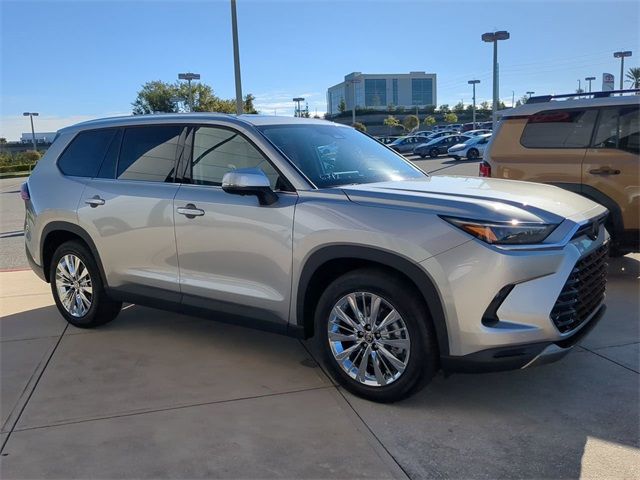 2024 Toyota Grand Highlander Platinum