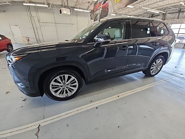 2024 Toyota Grand Highlander Platinum