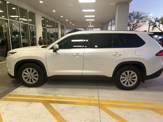 2024 Toyota Grand Highlander XLE