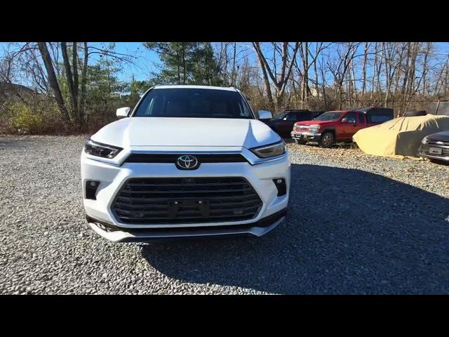 2024 Toyota Grand Highlander Hybrid MAX Platinum