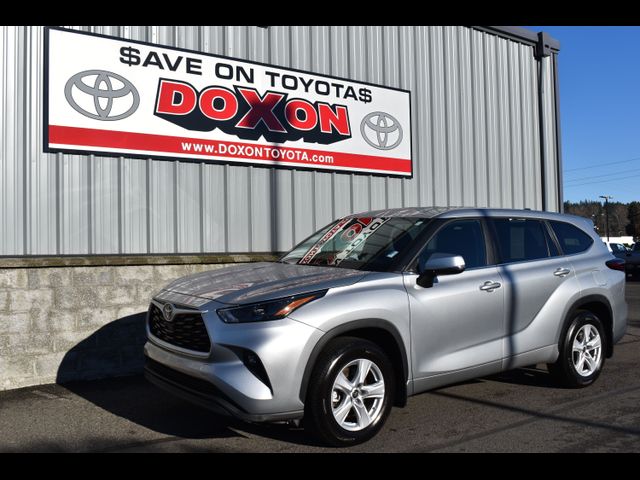 2024 Toyota Highlander LE