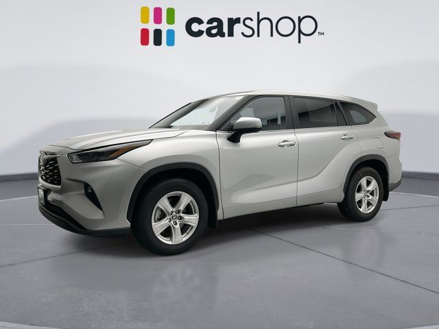 2024 Toyota Highlander LE