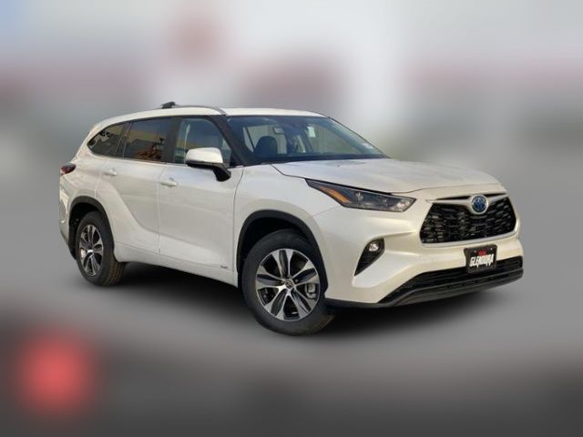 2024 Toyota Highlander 