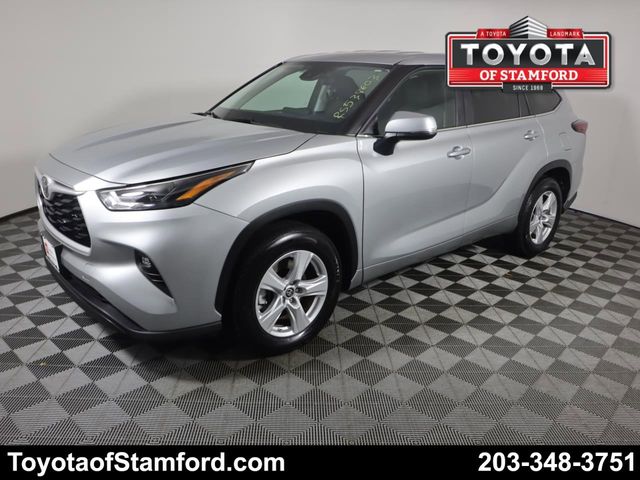 2024 Toyota Highlander 